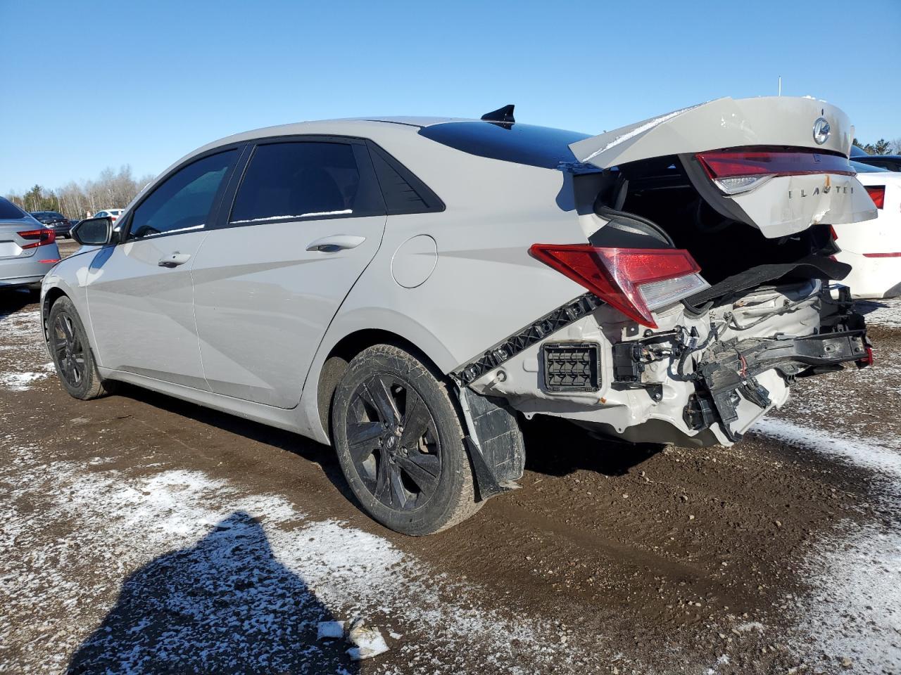 2022 HYUNDAI ELANTRA SE - Фото 2