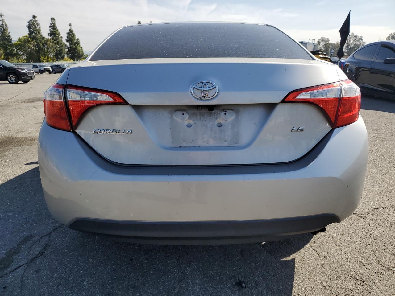 2015 TOYOTA COROLLA L - Фото 6