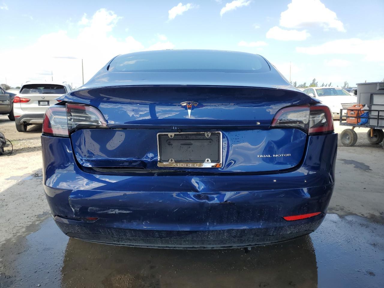2019 TESLA MODEL 3 - Фото 6