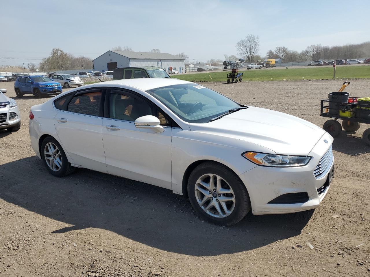 2014 FORD FUSION SE - Image 4