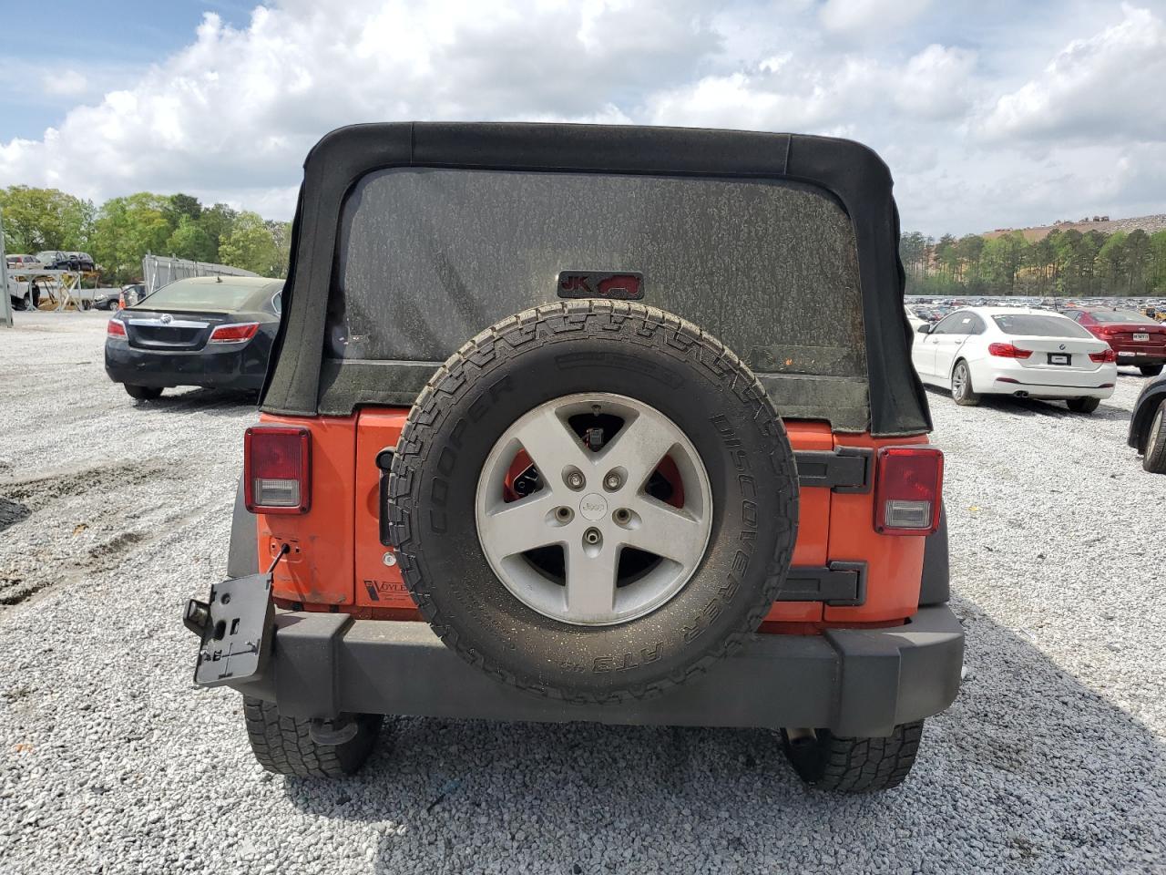 2015 JEEP WRANGLER U - Image 6