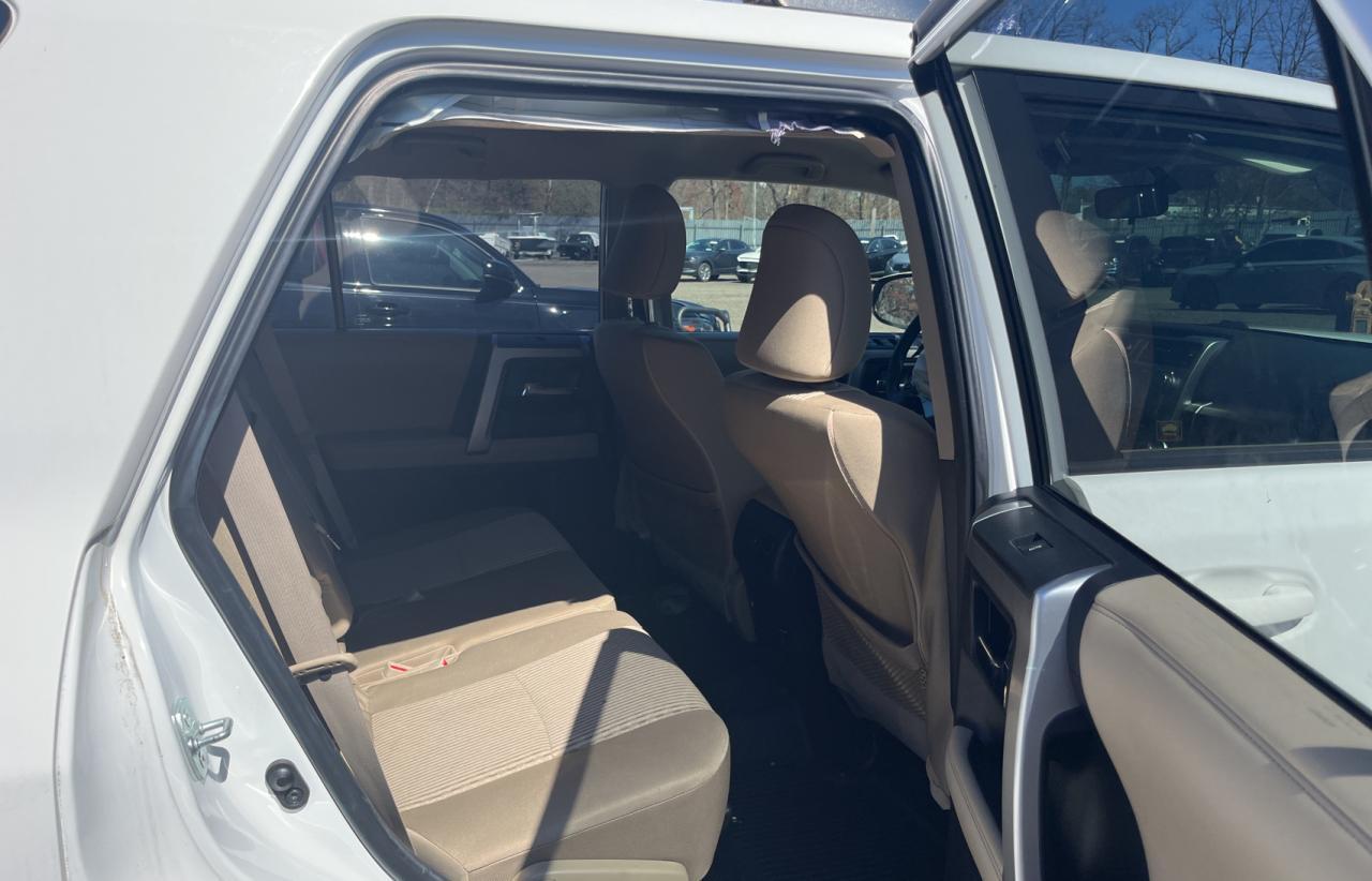 2019 TOYOTA 4RUNNER SR - Фото 6