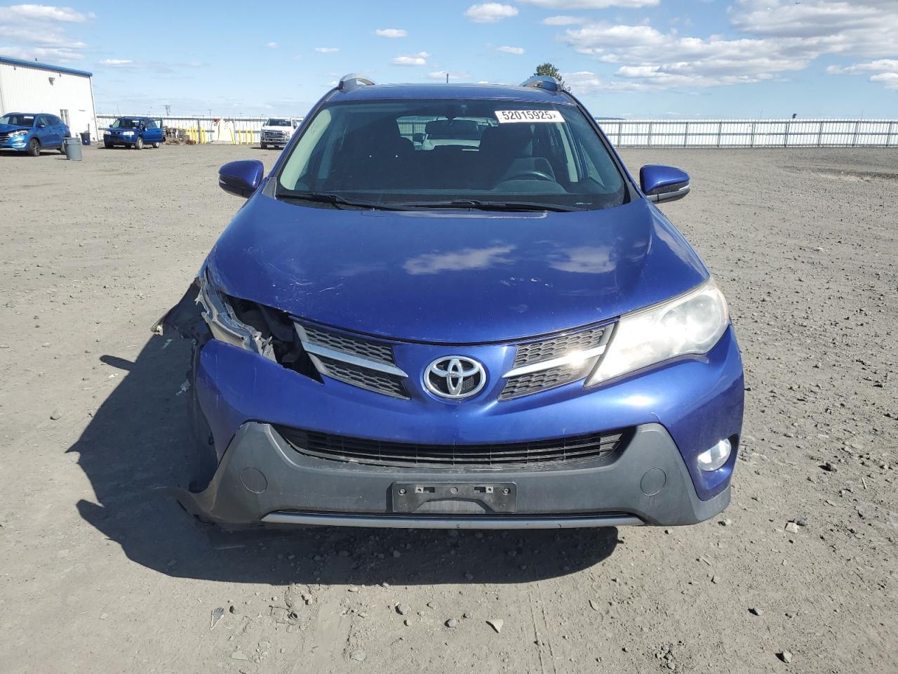 2015 TOYOTA RAV4 XLE - Фото 5