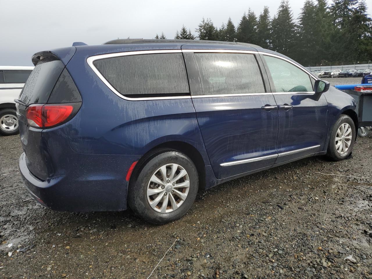 2017 CHRYSLER PACIFICA T - Image 3