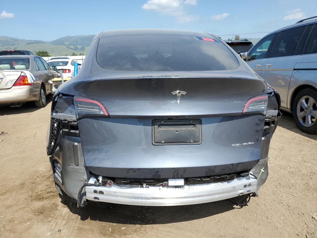2023 TESLA MODEL Y - Фото 6