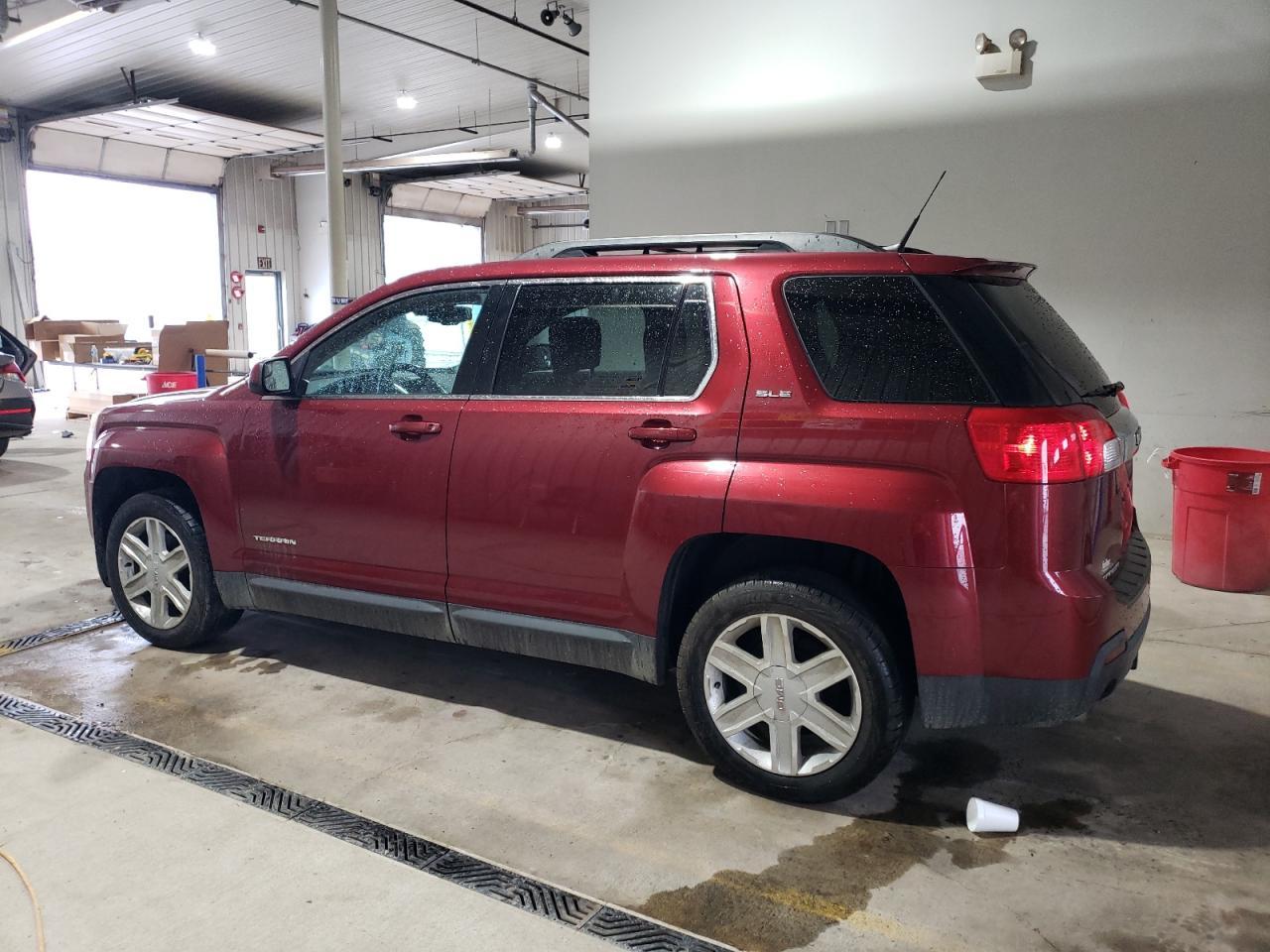 2012 GMC TERRAIN SL - Image 2