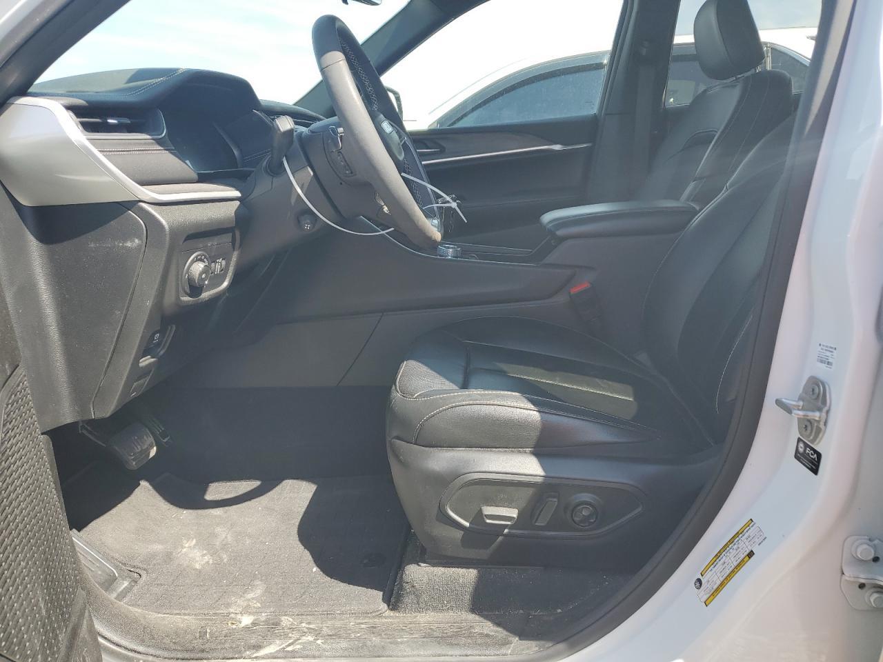 2024 JEEP GRAND CHER - Image 7