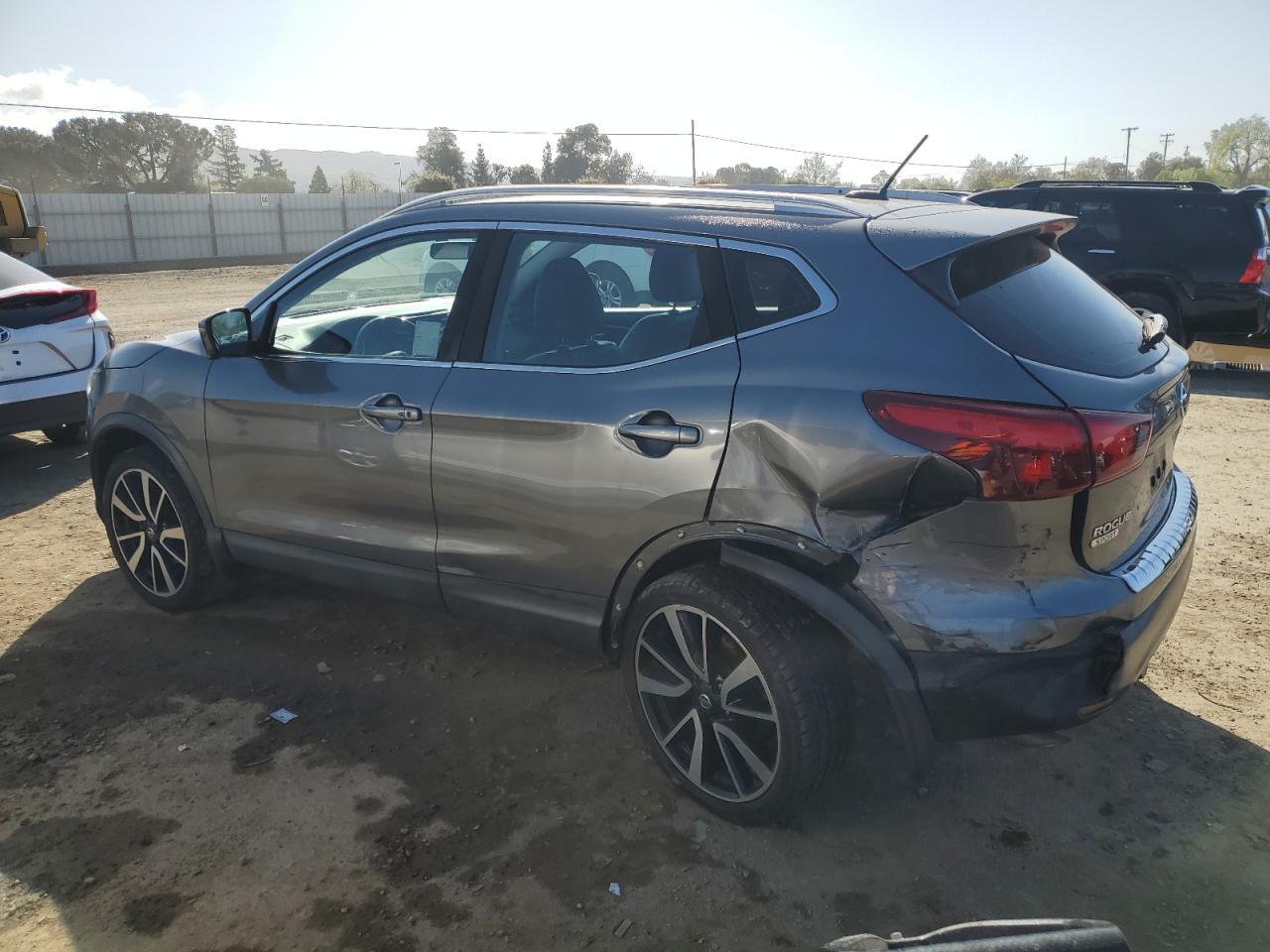 2017 NISSAN ROGUE SPOR - Фото 2