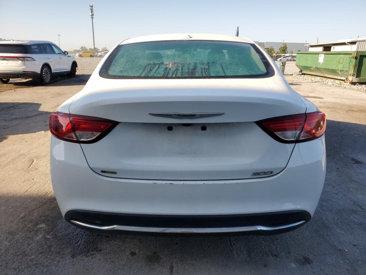 2015 CHRYSLER 200 LIMITE - Image 6