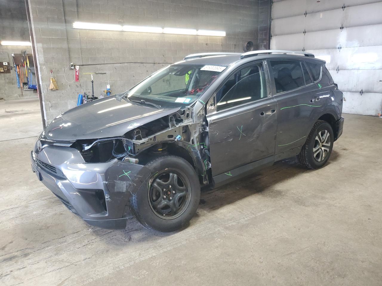 2018 TOYOTA RAV4 LE