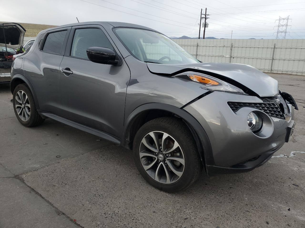2017 NISSAN JUKE S - Фото 4