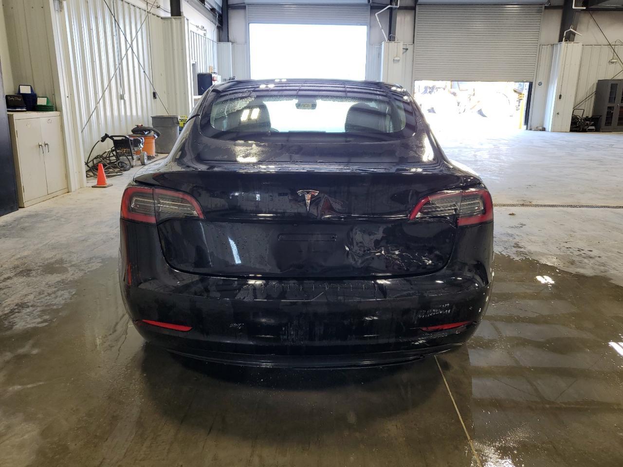 2022 TESLA MODEL 3 - Image 6