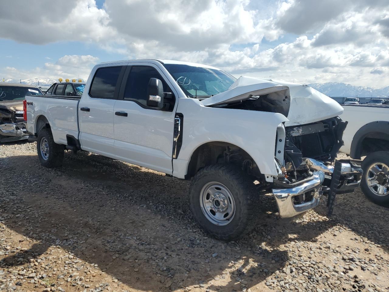 2024 FORD F250 SUPER - Фото 4