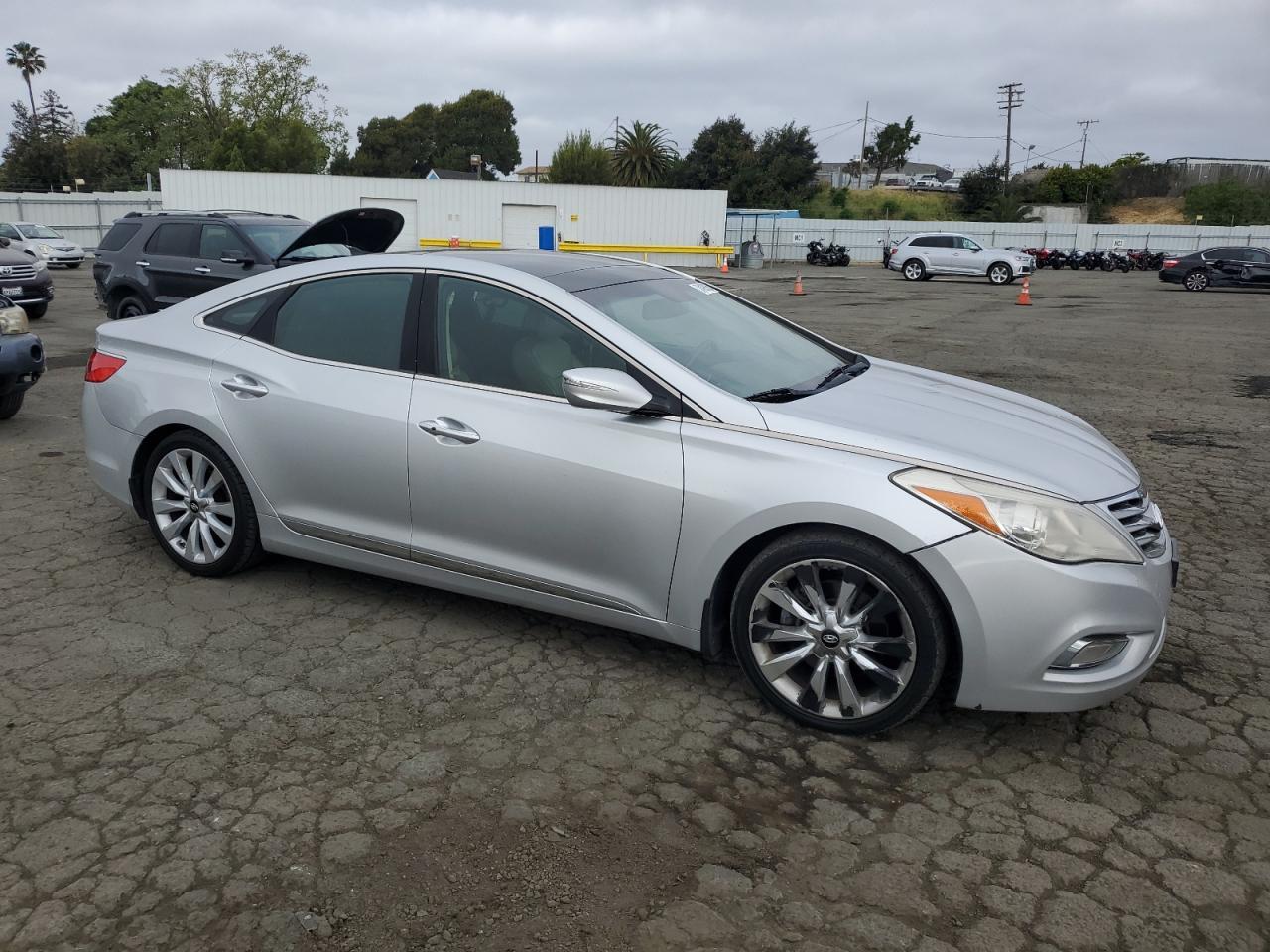 2012 HYUNDAI AZERA GLS - Фото 4