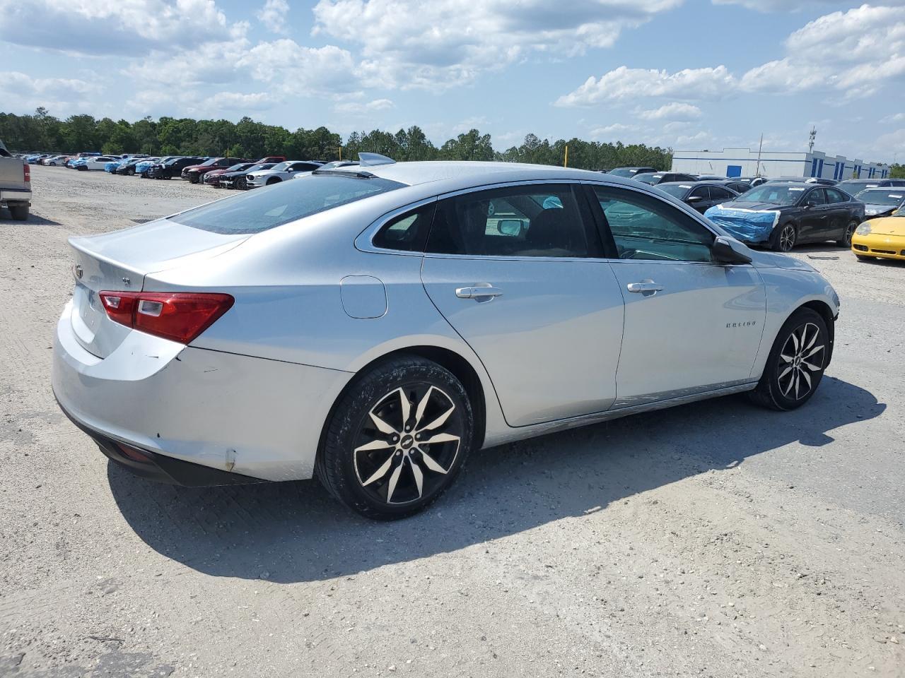 2017 CHEVROLET MALIBU LT - Фото 3