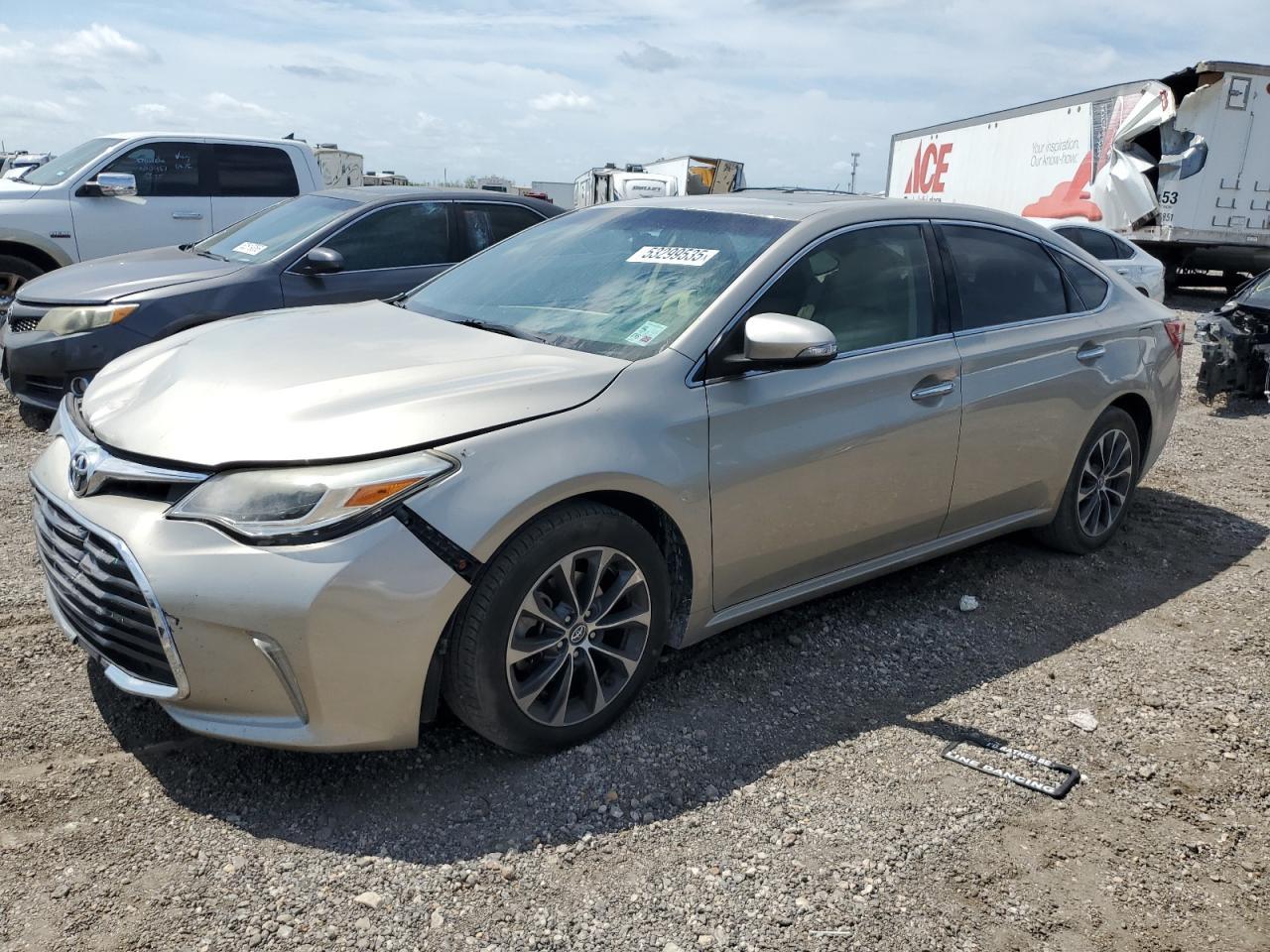 2016 TOYOTA AVALON XLE