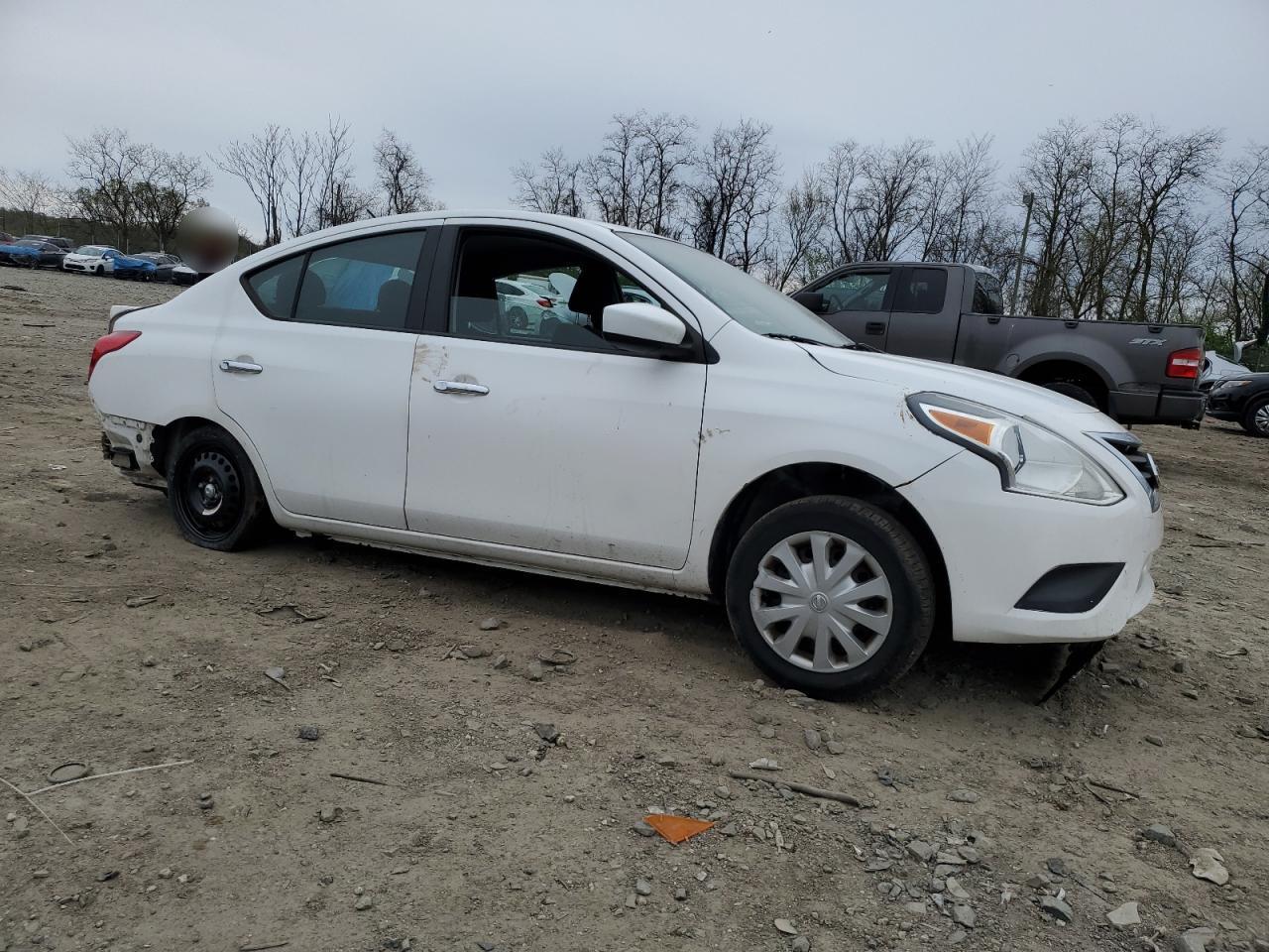 2016 NISSAN VERSA S - Image 4