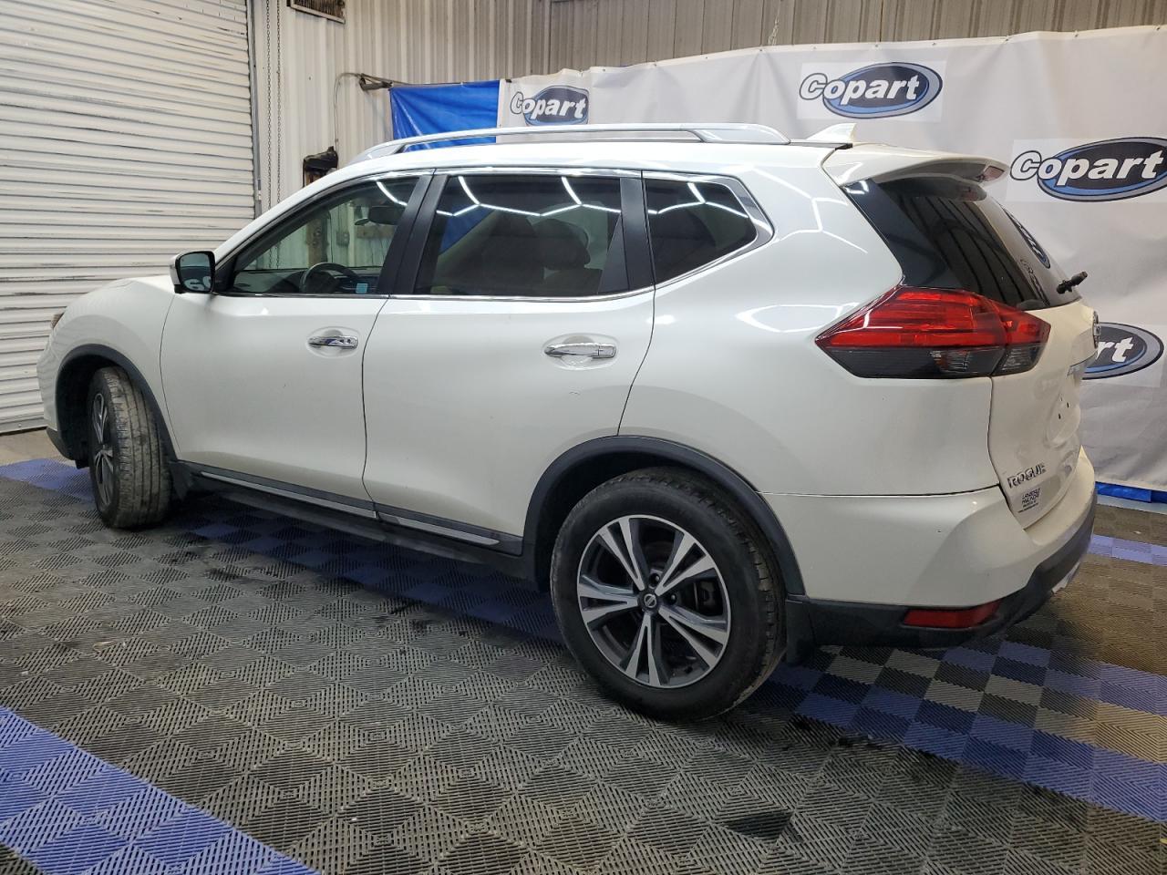 2017 NISSAN ROGUE S - Image 2