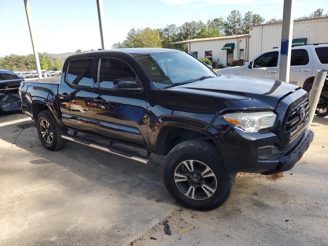 2017 TOYOTA TACOMA DOU - Фото 4