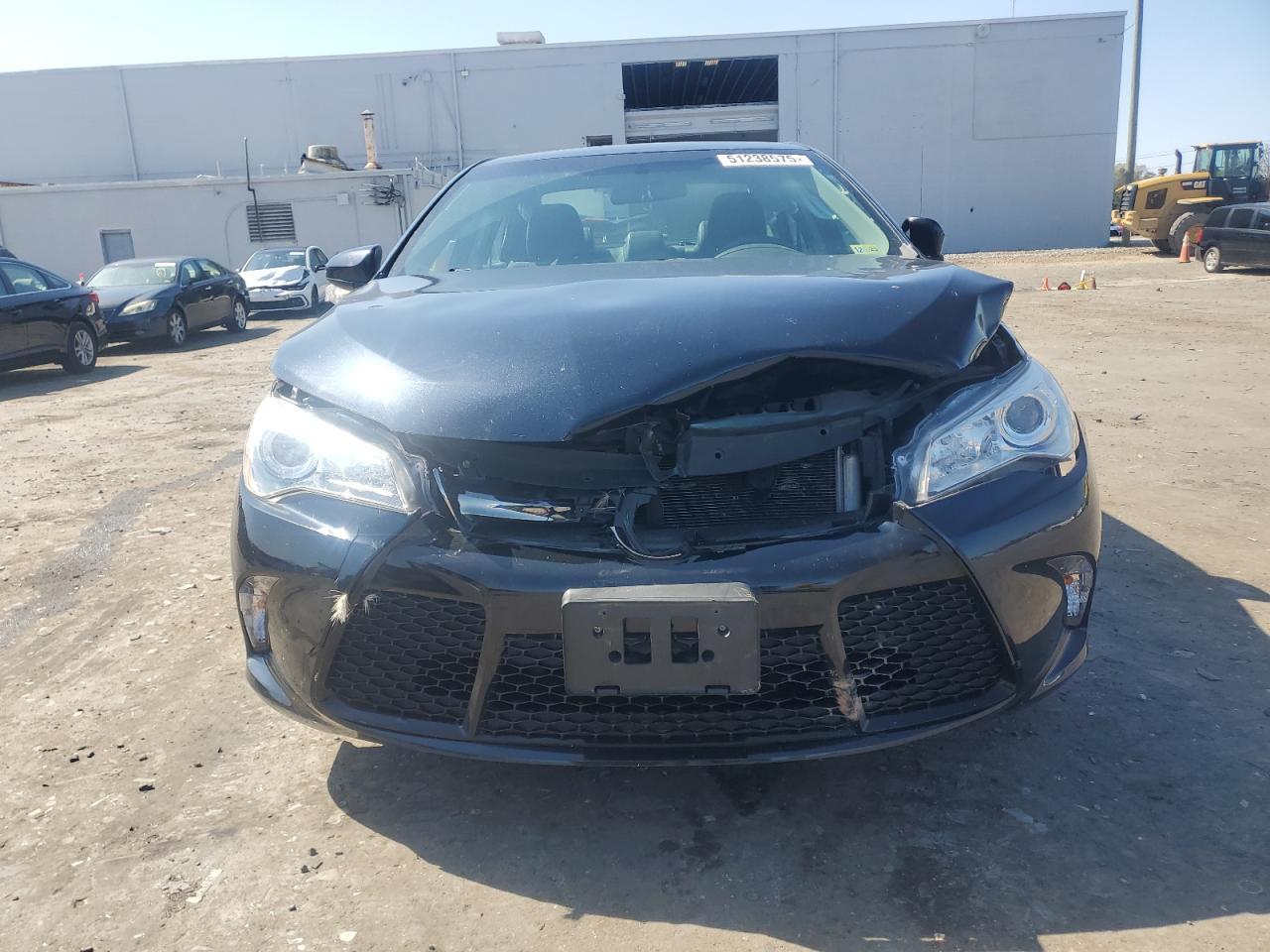 2017 TOYOTA CAMRY LE - Image 5