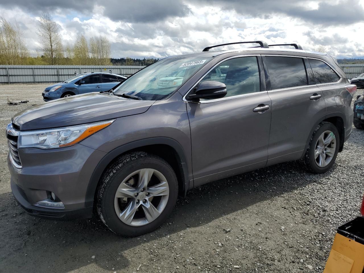 2015 TOYOTA HIGHLANDER