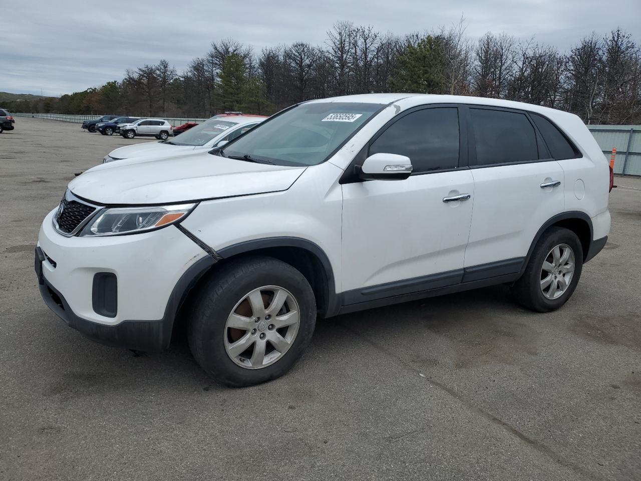 2014 KIA SORENTO LX