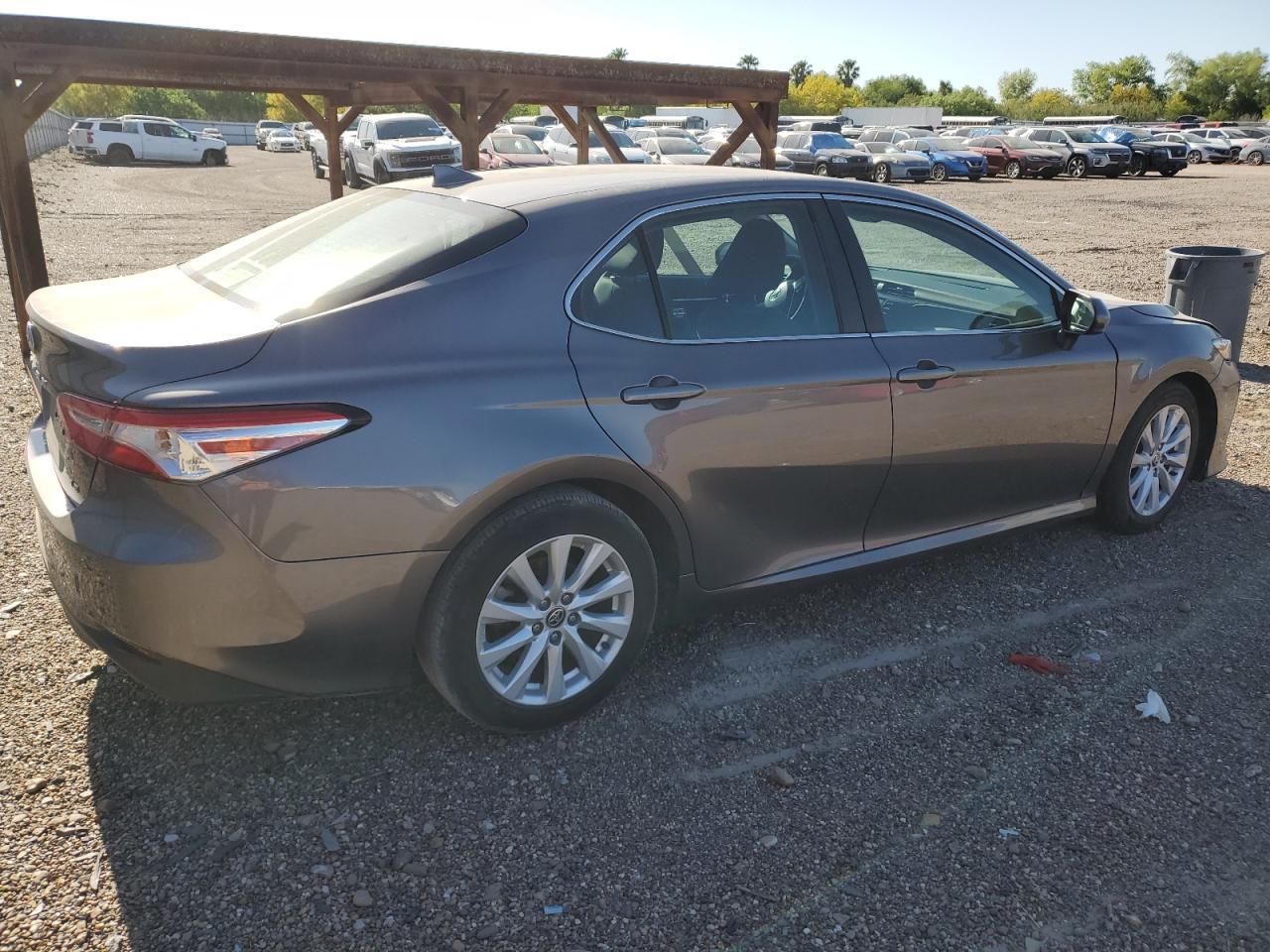 2020 TOYOTA CAMRY LE - Image 3