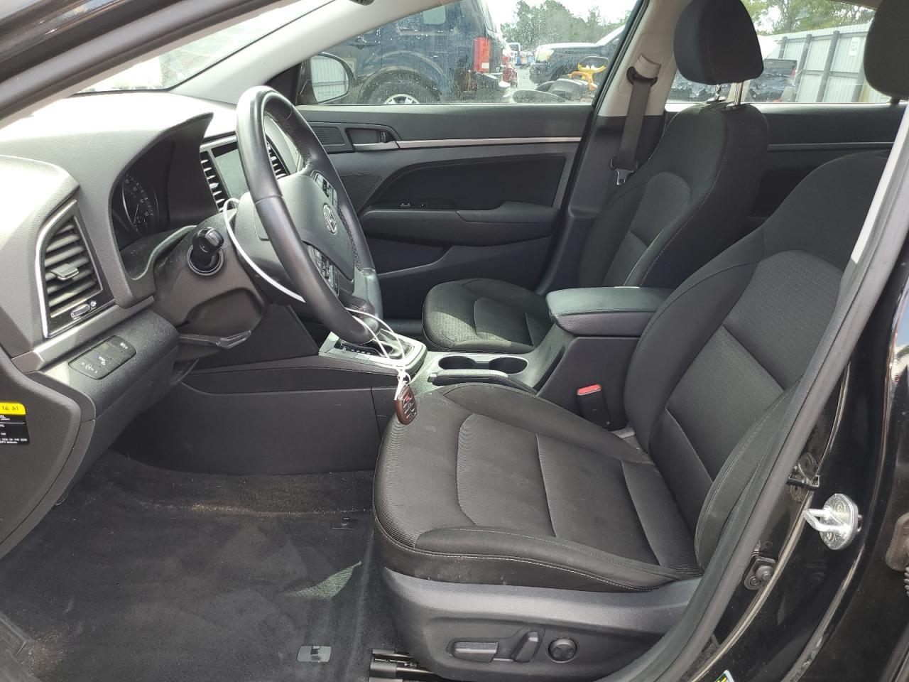 2017 HYUNDAI ELANTRA SE - Image 7