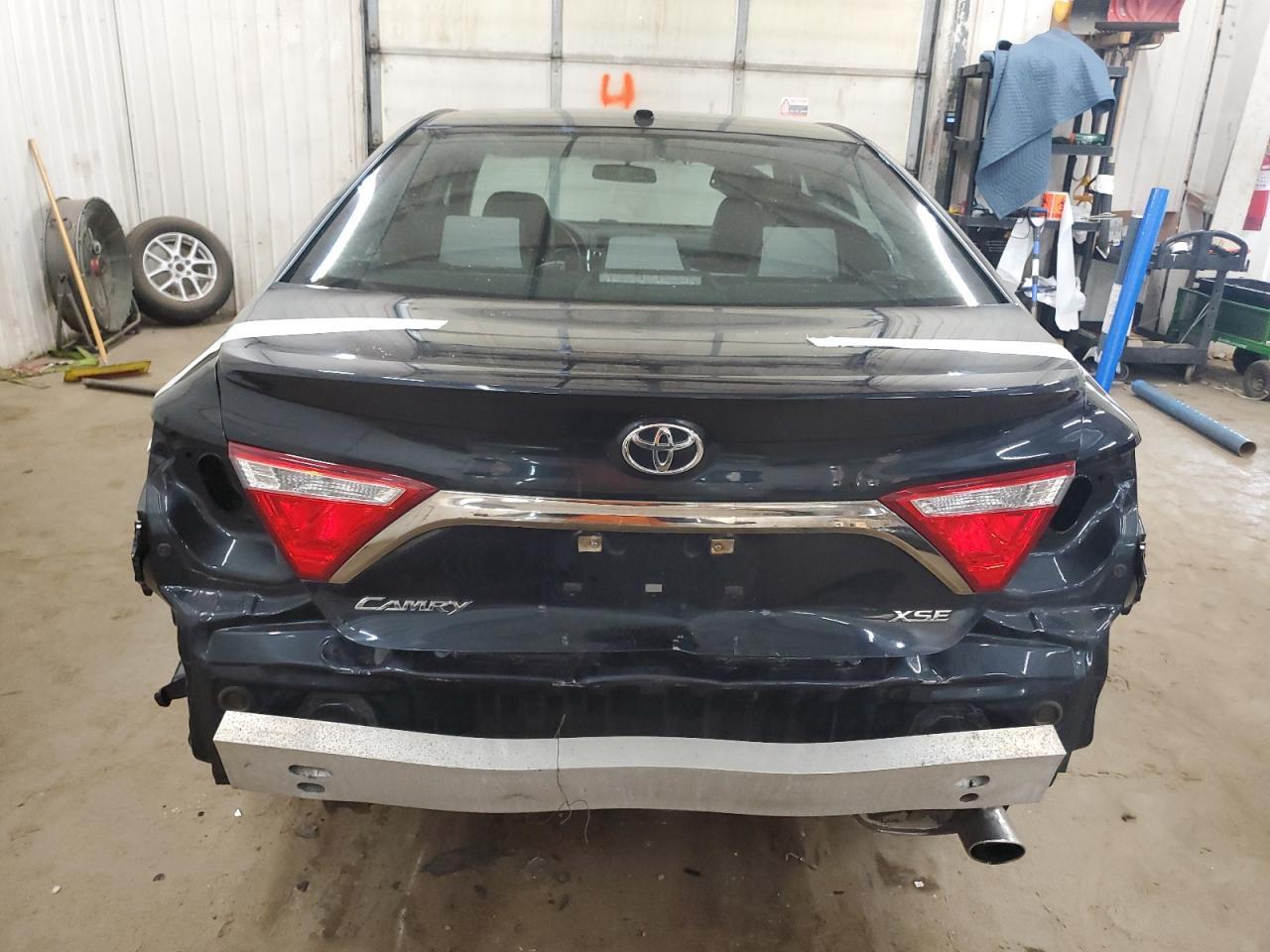 2017 TOYOTA CAMRY LE - Image 6