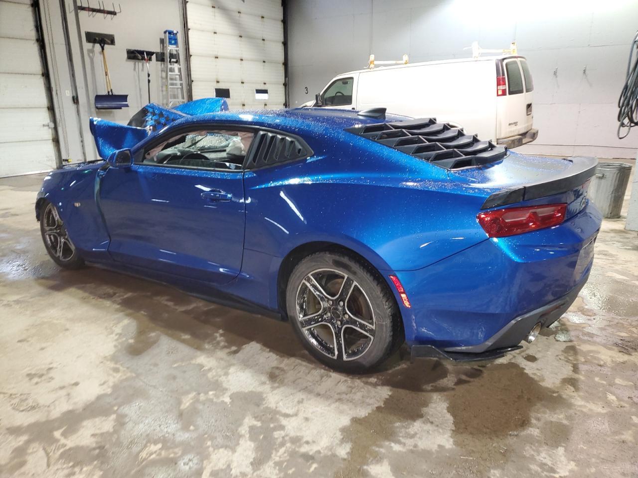2018 CHEVROLET CAMARO LT - Image 2