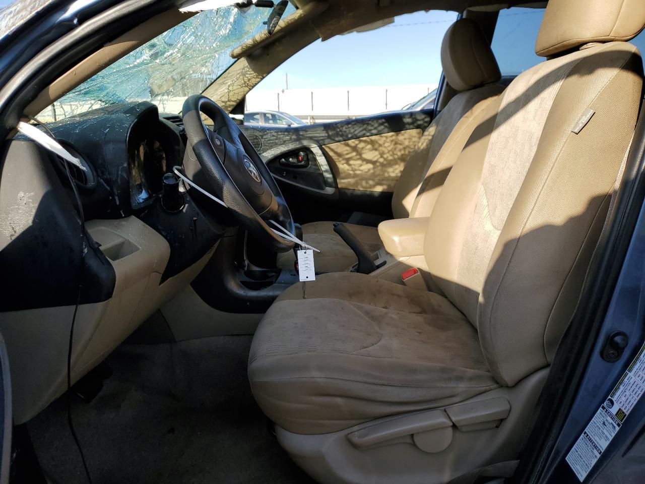2011 TOYOTA RAV4 - Image 7