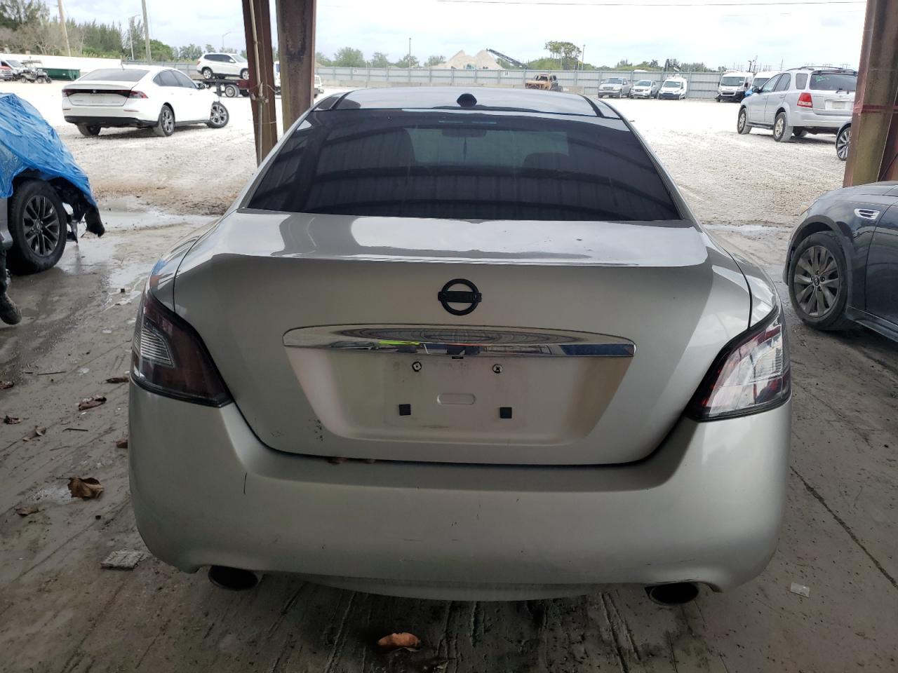 2013 NISSAN MAXIMA S - Image 6