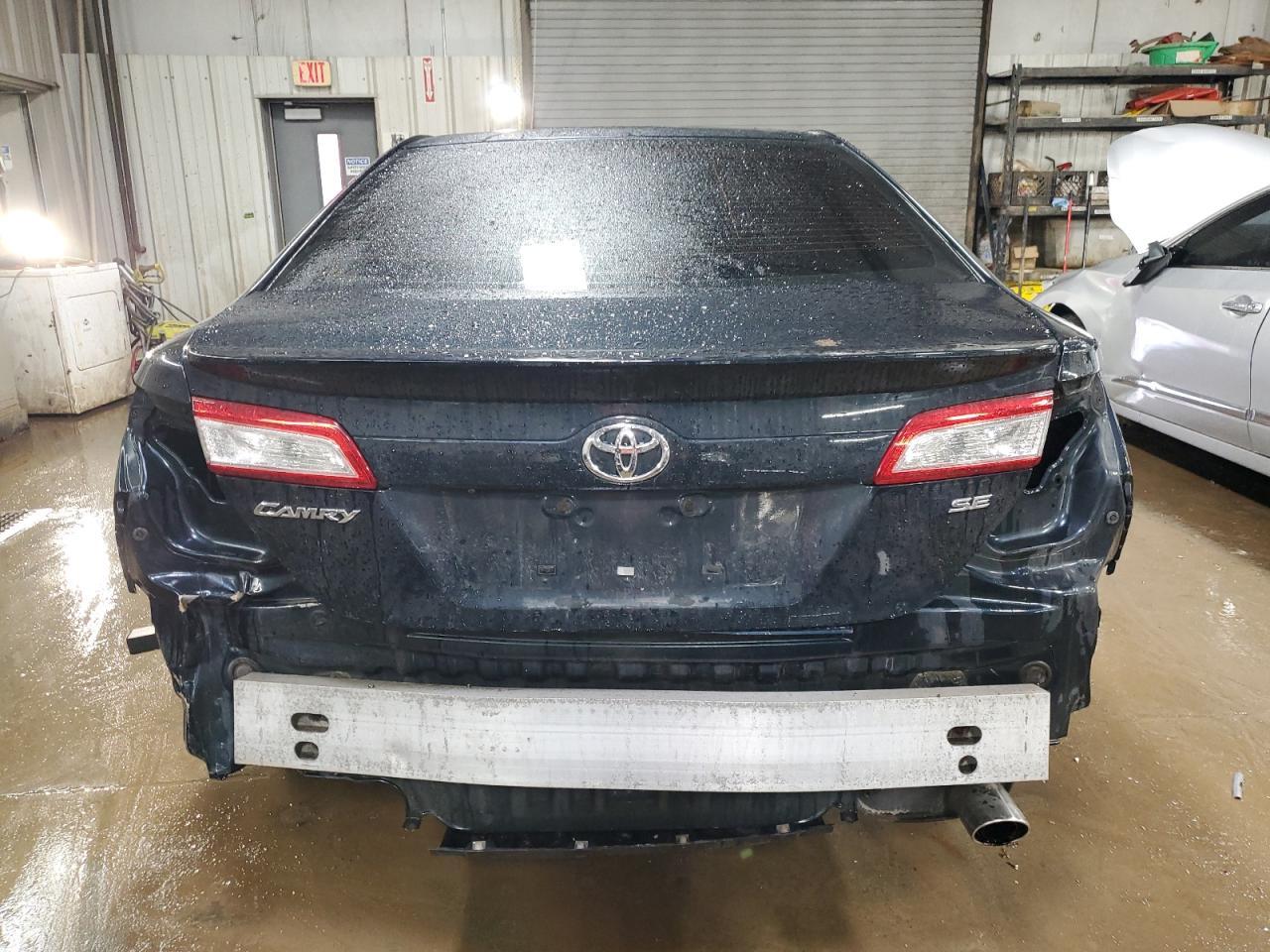 2014 TOYOTA CAMRY L - Image 6