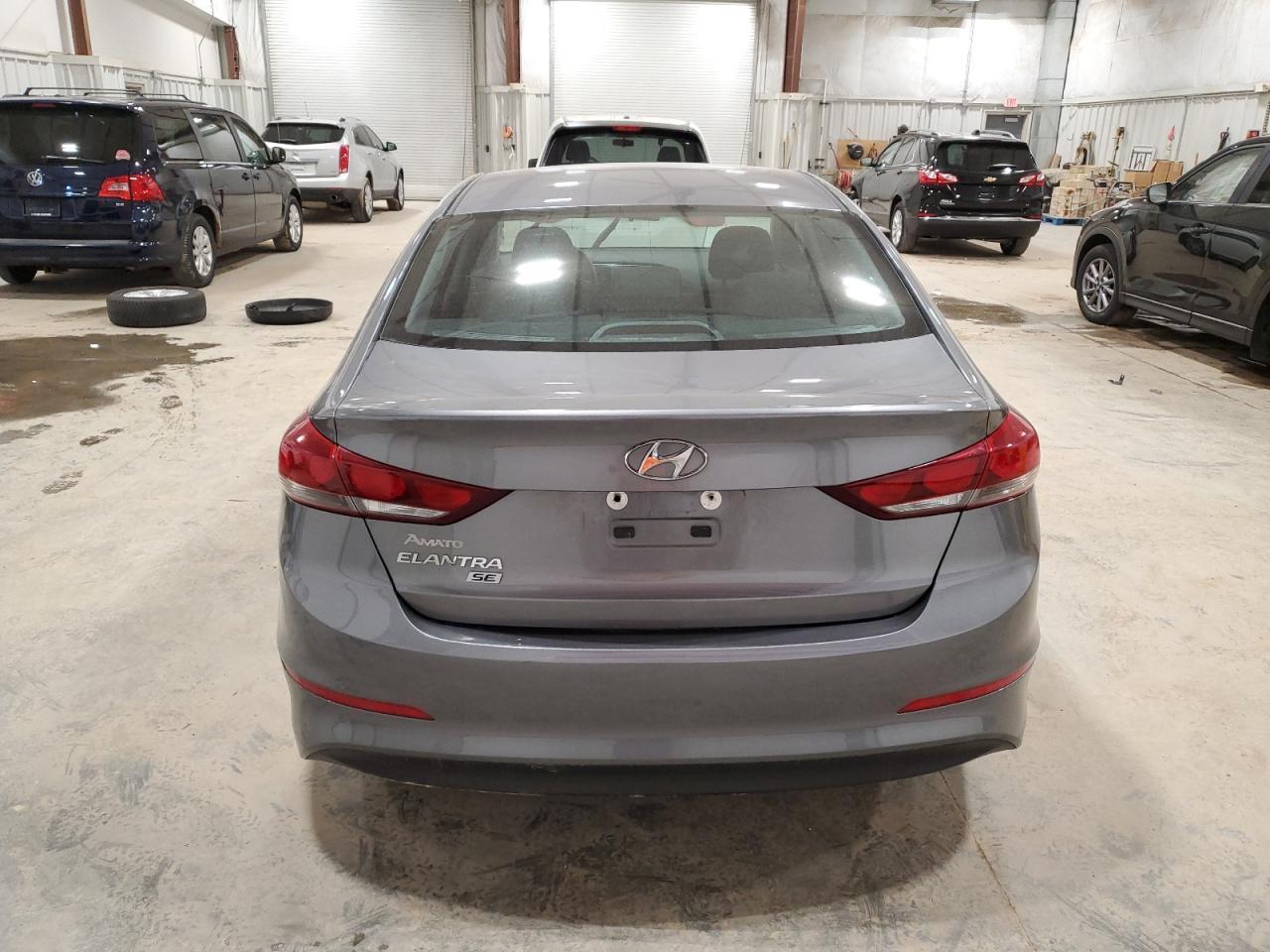 2018 HYUNDAI ELANTRA SE - Фото 6