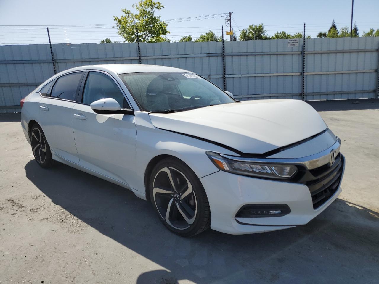 2018 HONDA ACCORD LX - Image 4
