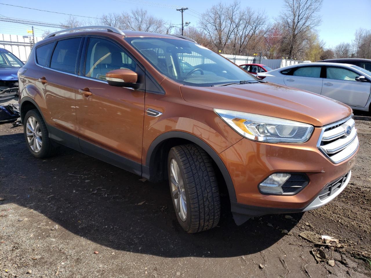 2017 FORD ESCAPE TIT - Image 4