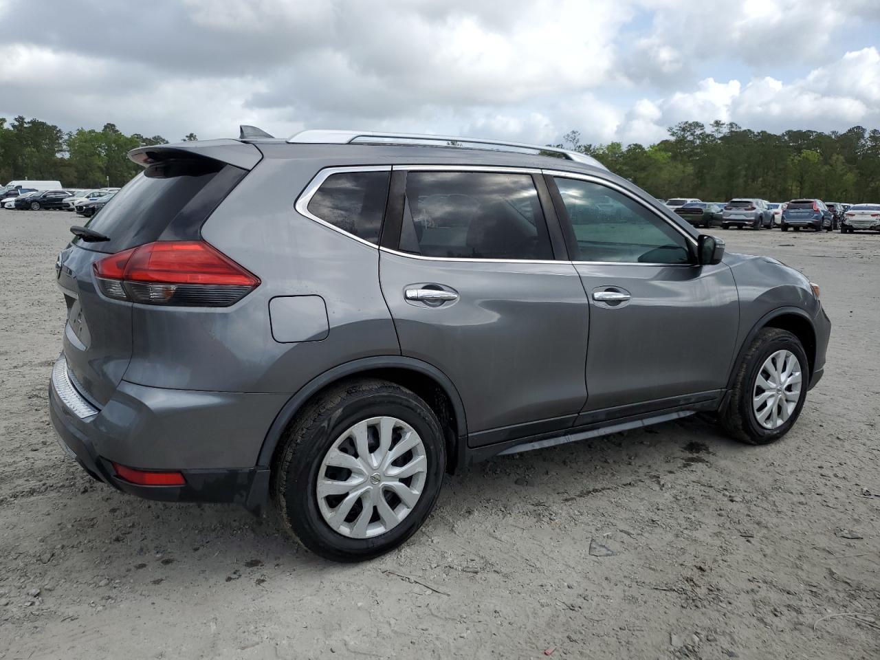 2017 NISSAN ROGUE S - Фото 3
