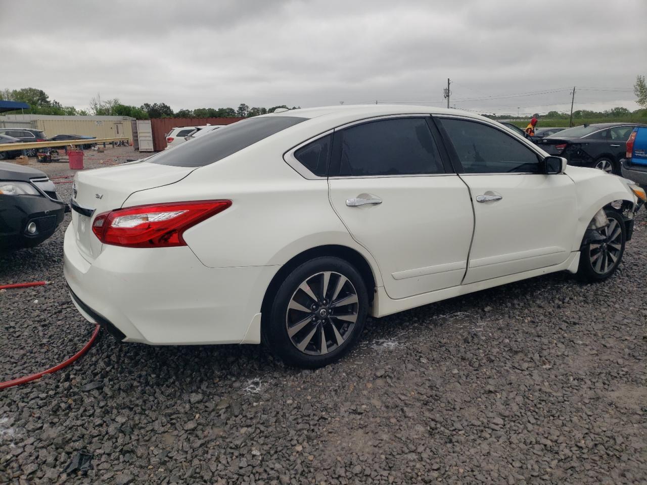 2016 NISSAN ALTIMA 2.5 - Фото 3