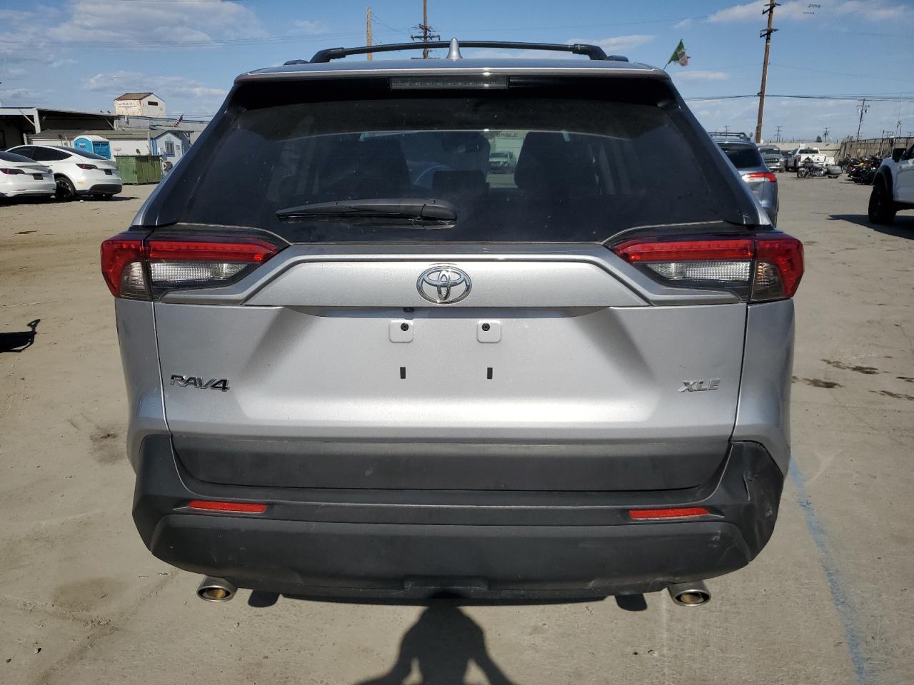 2024 TOYOTA RAV4 XLE P - Image 6