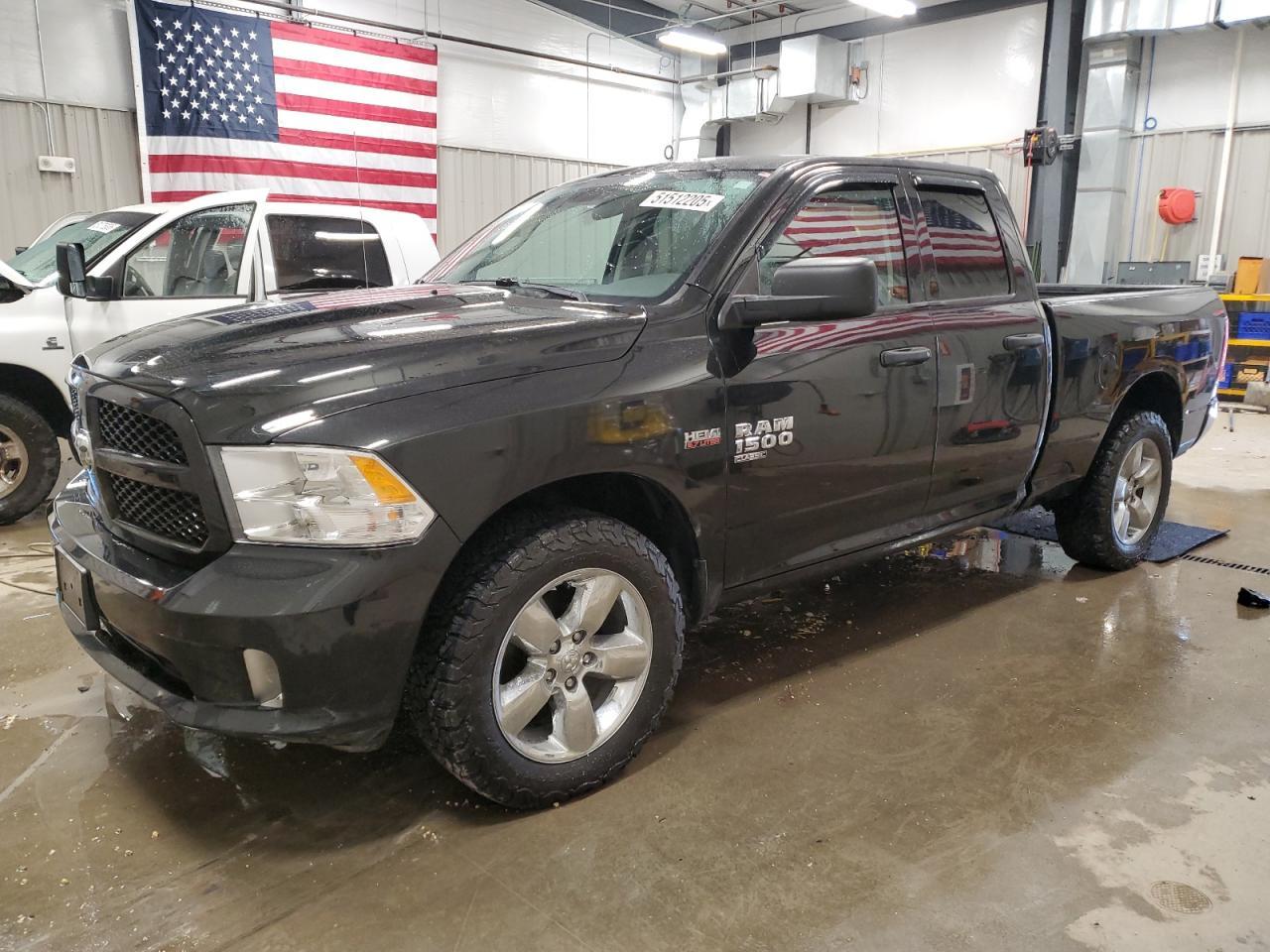 2019 RAM 1500 CLASS