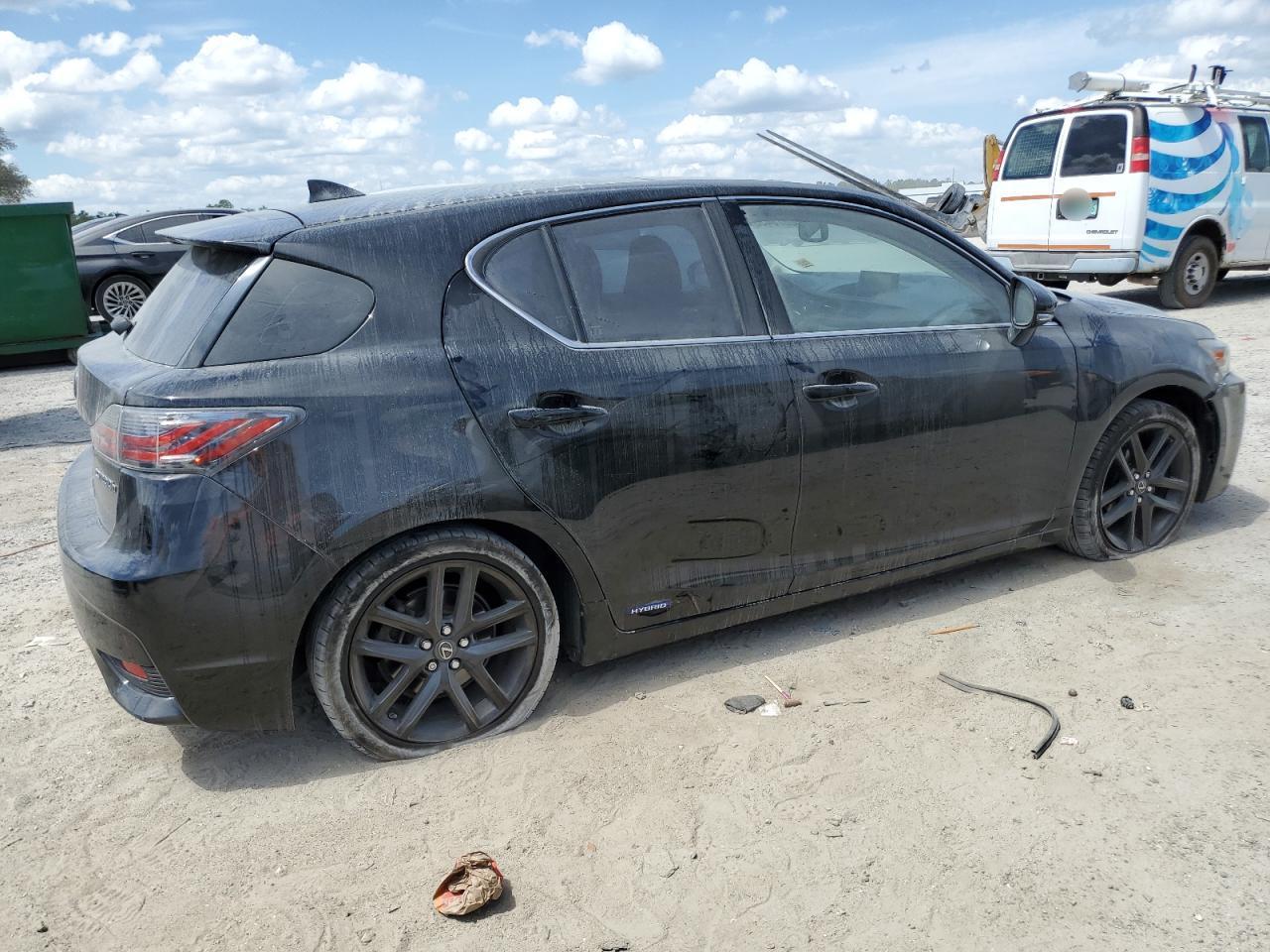 2016 LEXUS CT 200 - Фото 3