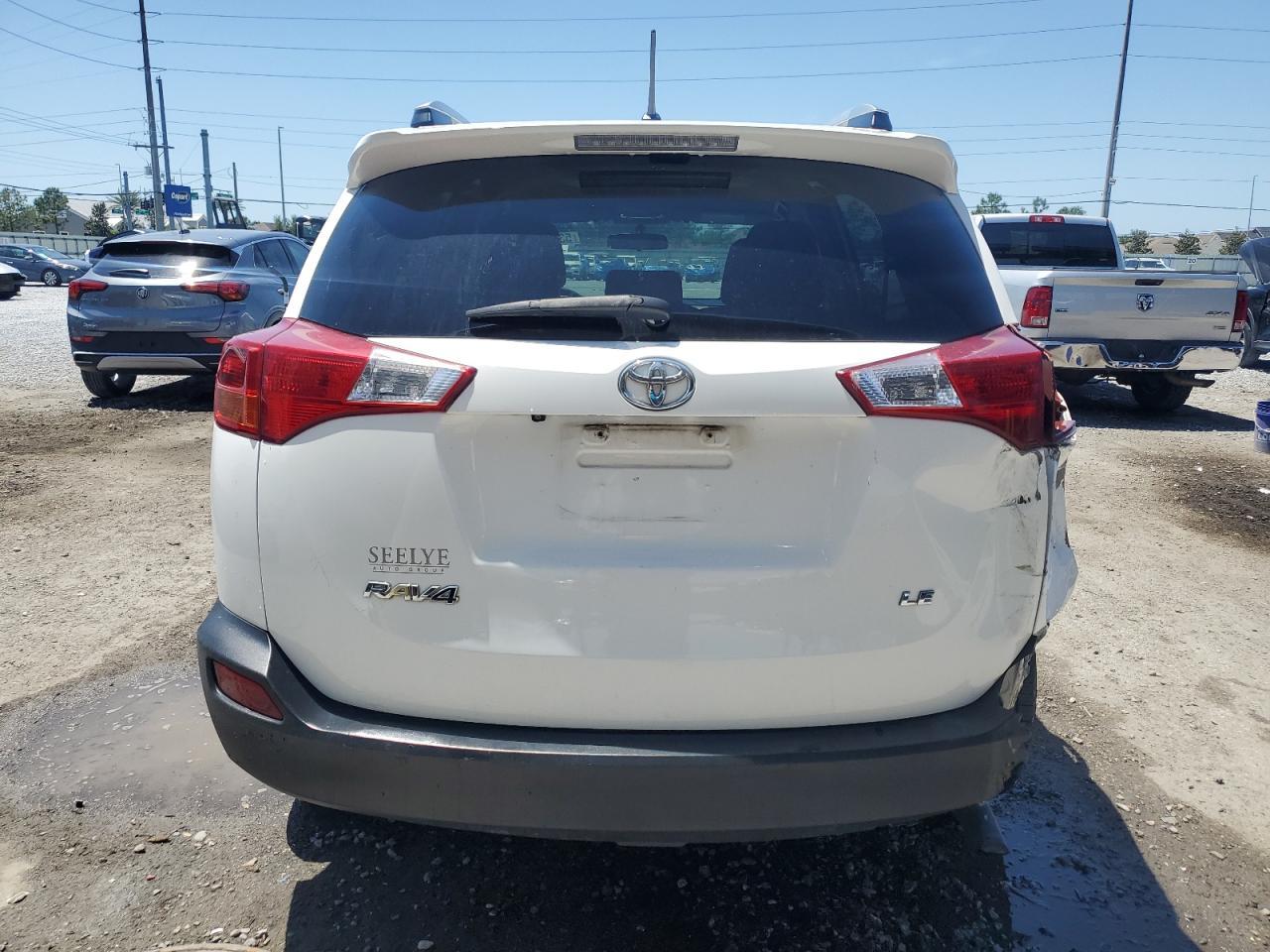 2014 TOYOTA RAV4 LE - Фото 6