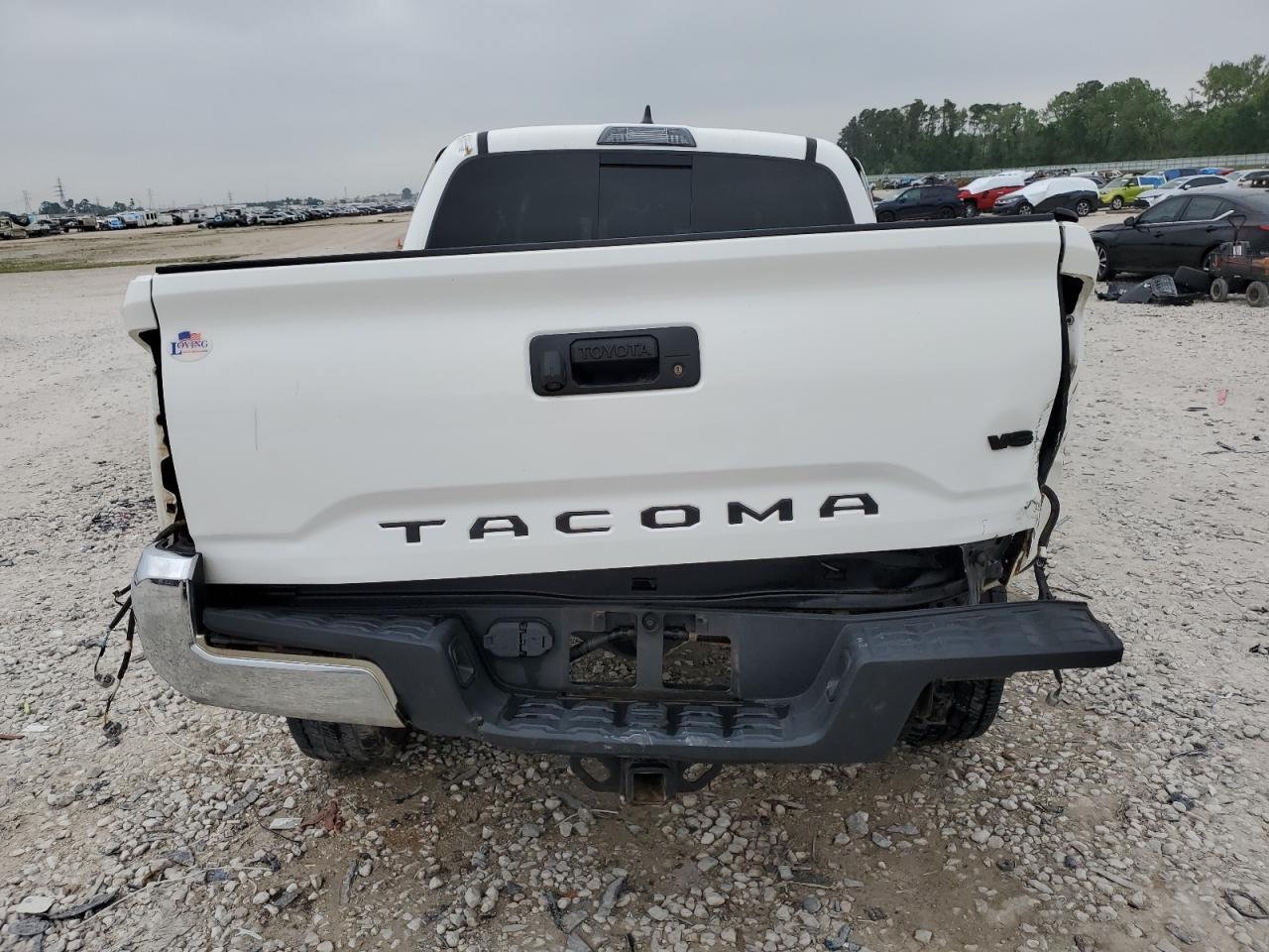 2018 TOYOTA TACOMA DOU - Image 6