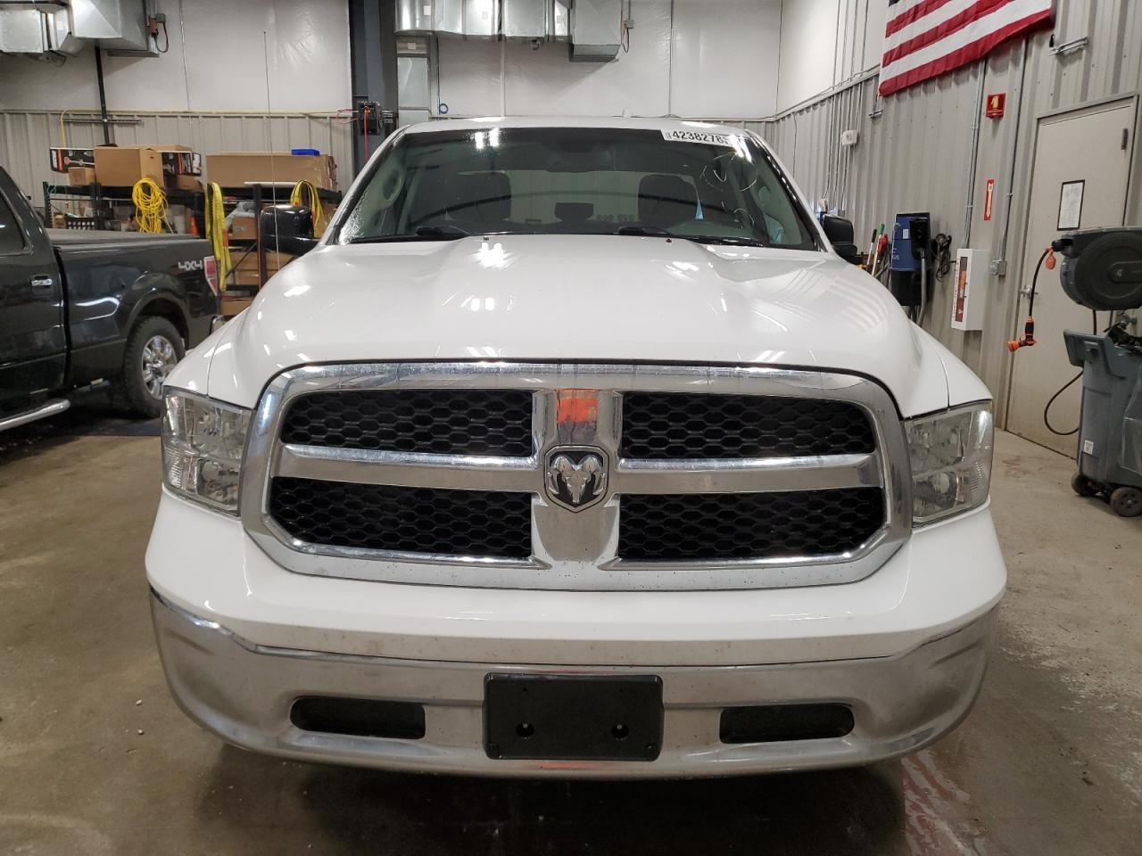 2019 RAM 1500 CLASS - Фото 5