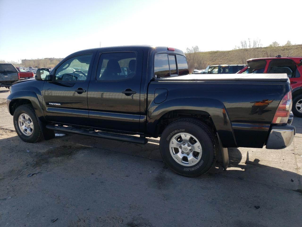 2013 TOYOTA TACOMA DOU - Фото 2