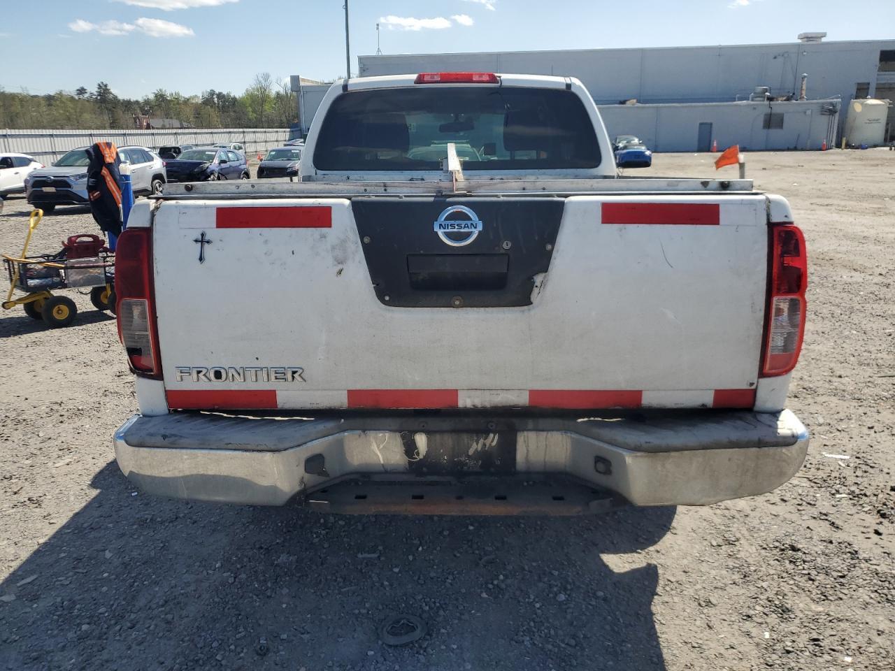 2012 NISSAN FRONTIER S - Image 6