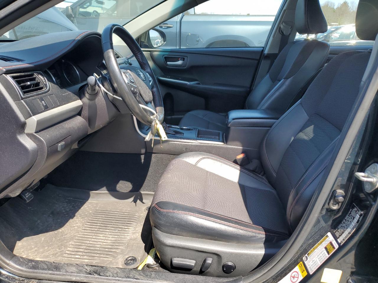 2017 TOYOTA CAMRY LE - Фото 7