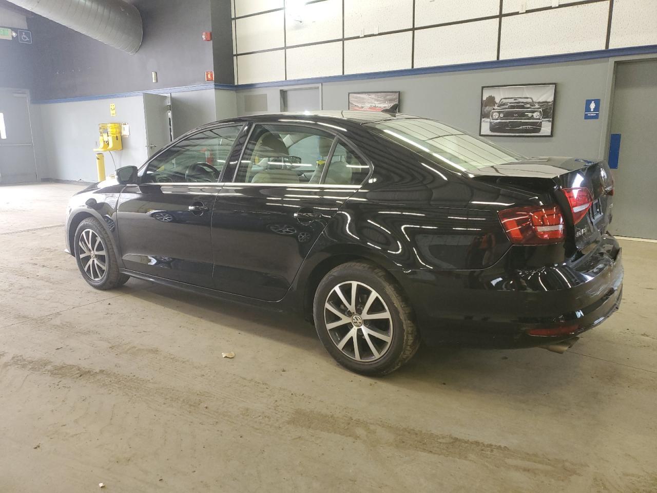 2017 VOLKSWAGEN JETTA SE - Image 2