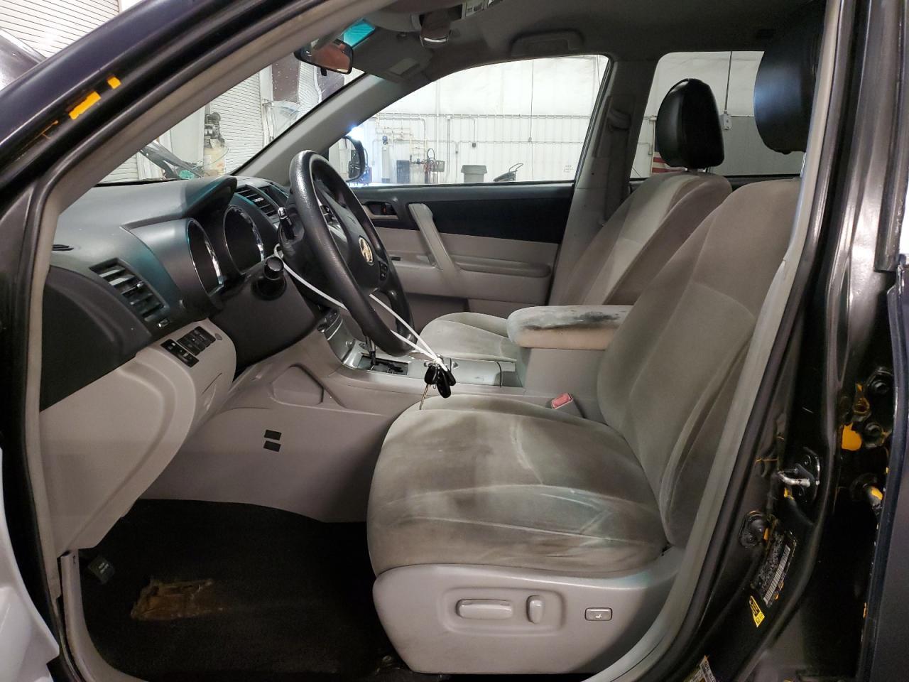 2011 TOYOTA HIGHLANDER - Image 7