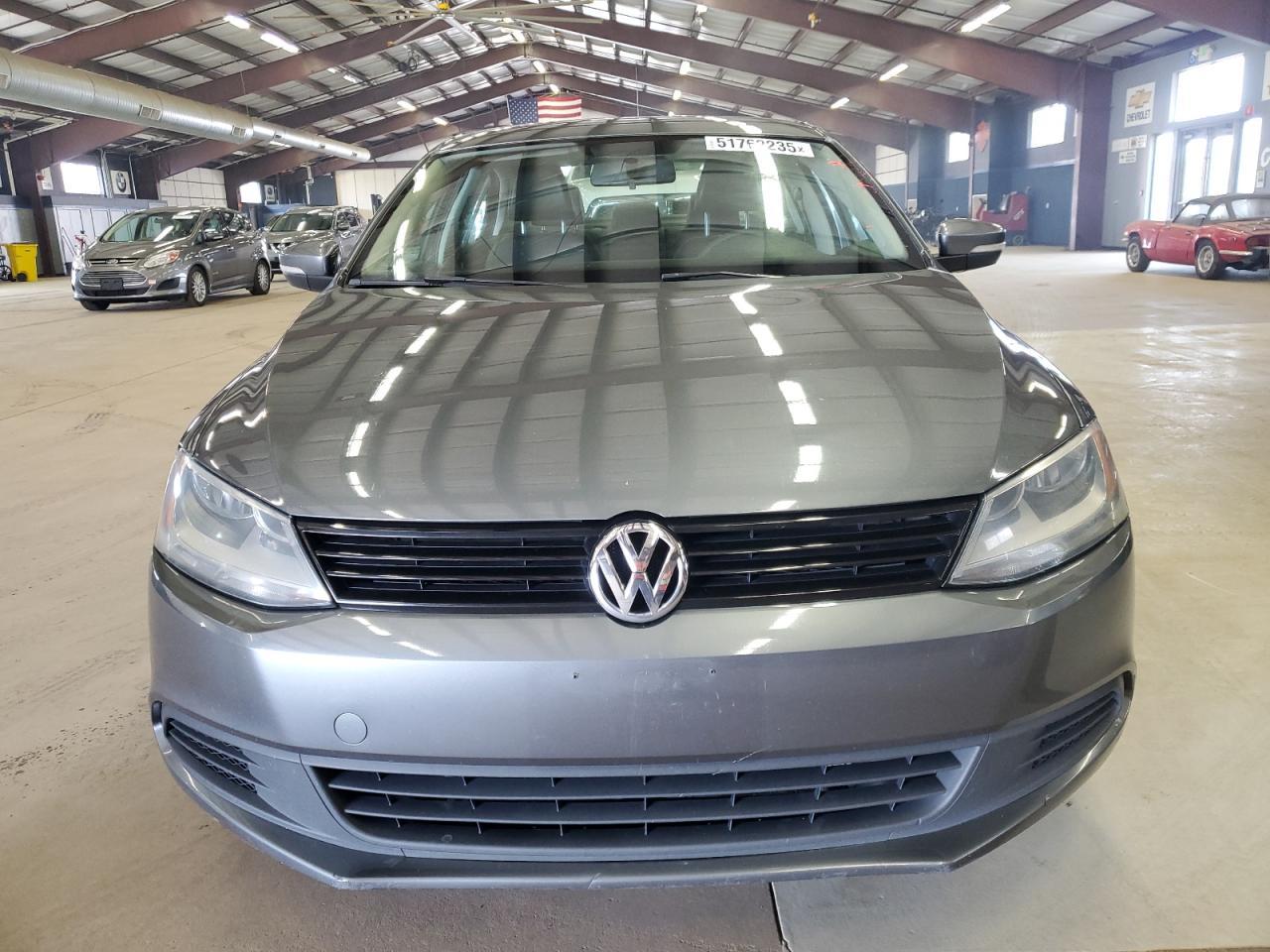 2014 VOLKSWAGEN JETTA SE - Фото 5